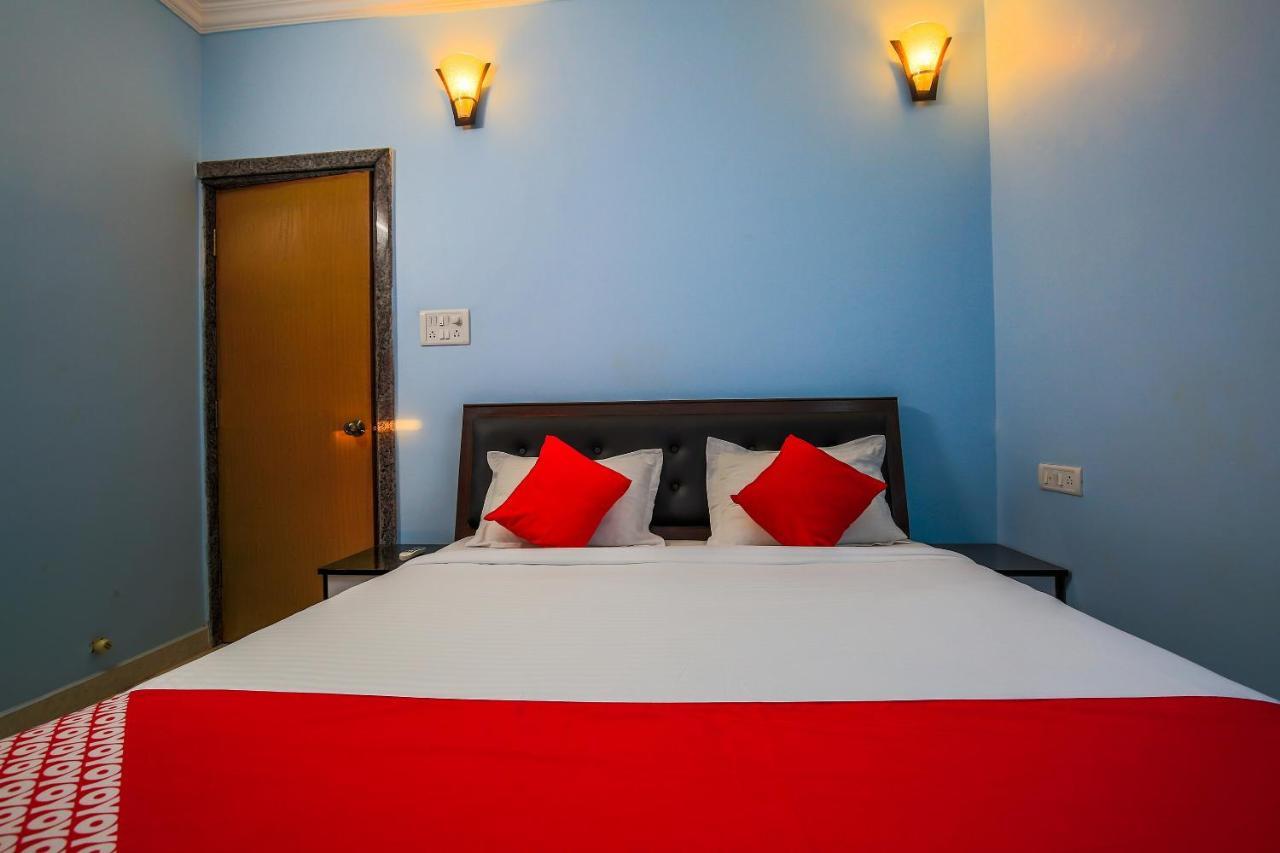 Oyo 15626 The Sovva Hotel Morjim Εξωτερικό φωτογραφία
