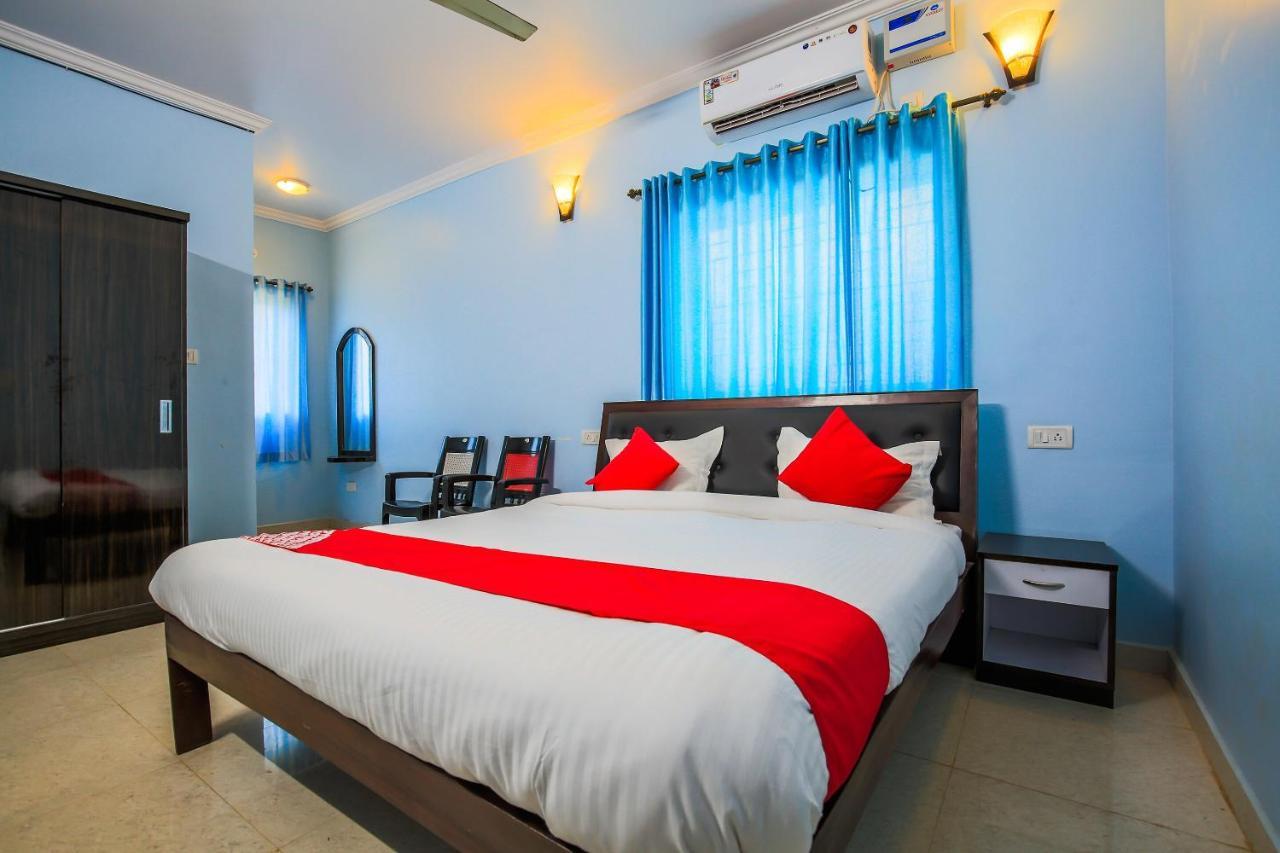 Oyo 15626 The Sovva Hotel Morjim Εξωτερικό φωτογραφία