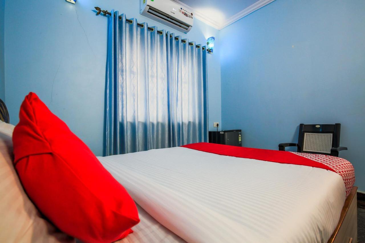 Oyo 15626 The Sovva Hotel Morjim Εξωτερικό φωτογραφία