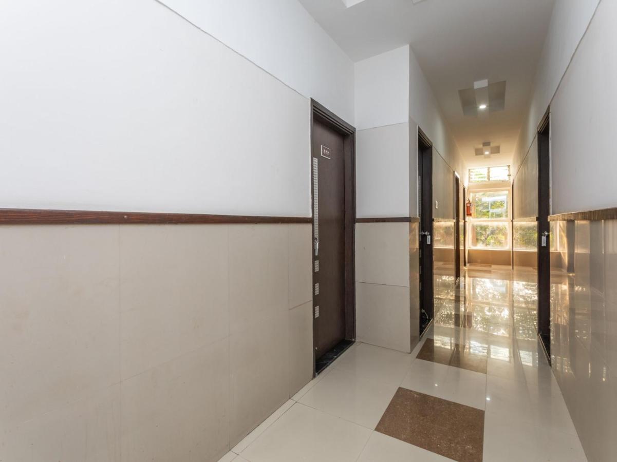 Oyo 15626 The Sovva Hotel Morjim Εξωτερικό φωτογραφία