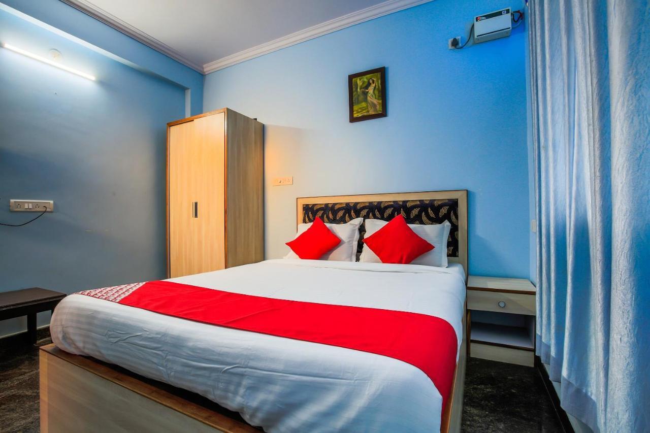 Oyo 15626 The Sovva Hotel Morjim Εξωτερικό φωτογραφία