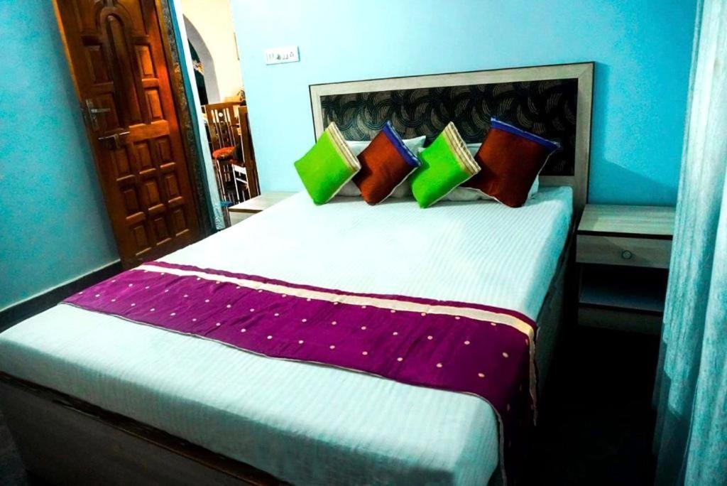 Oyo 15626 The Sovva Hotel Morjim Εξωτερικό φωτογραφία