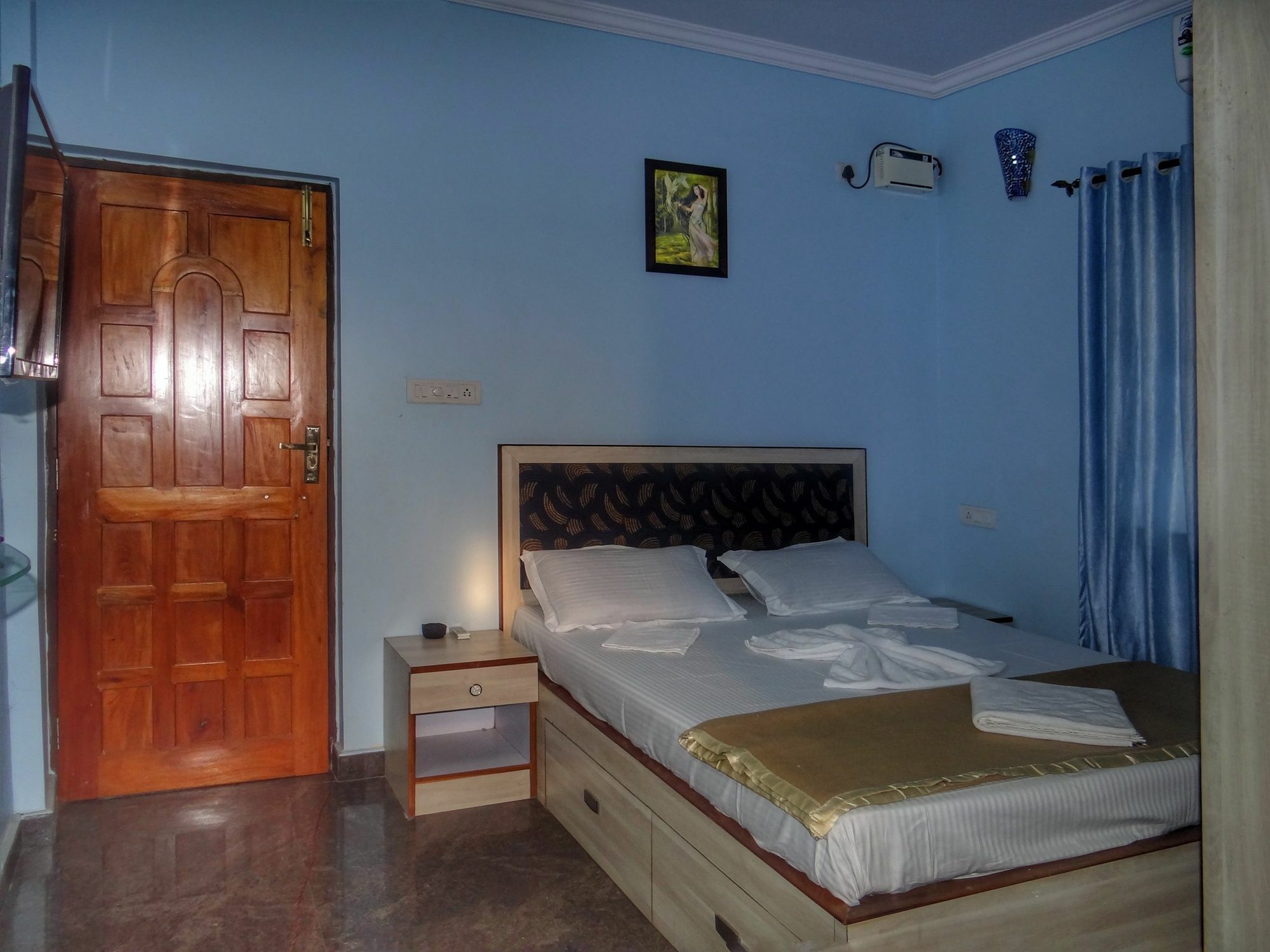 Oyo 15626 The Sovva Hotel Morjim Εξωτερικό φωτογραφία