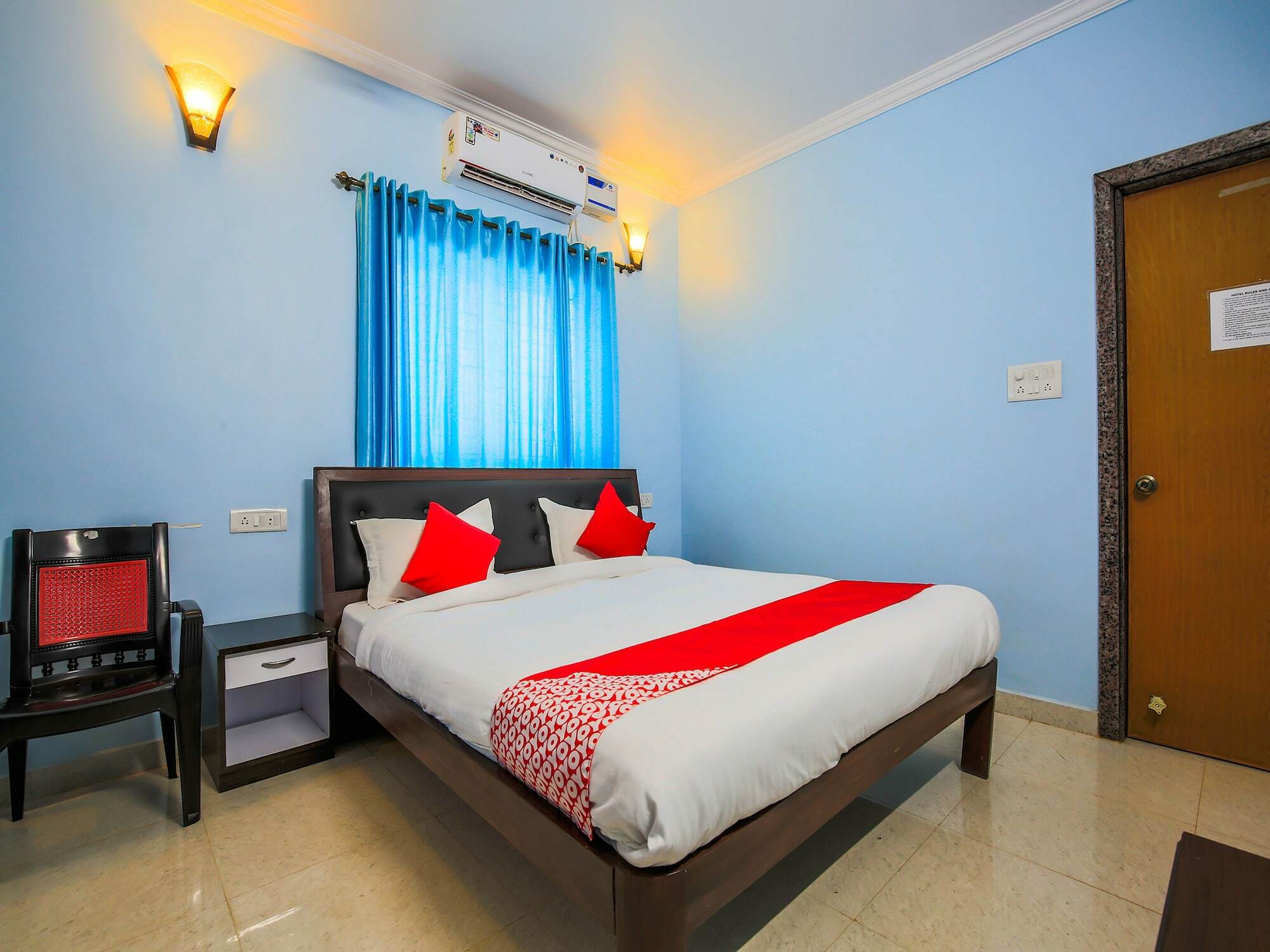 Oyo 15626 The Sovva Hotel Morjim Εξωτερικό φωτογραφία